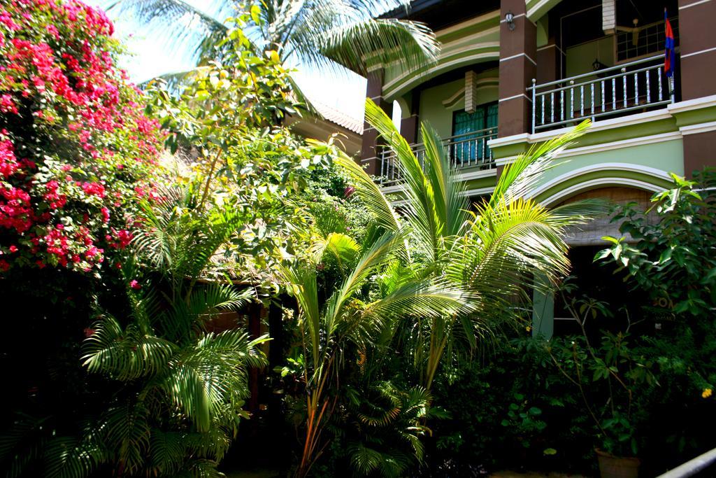 Firefly Guesthouse - The Berlin Angkor Siem Reap Exteriér fotografie