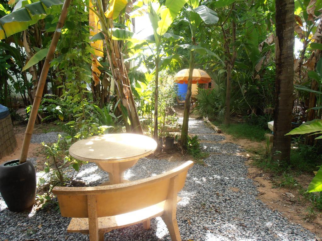 Firefly Guesthouse - The Berlin Angkor Siem Reap Exteriér fotografie